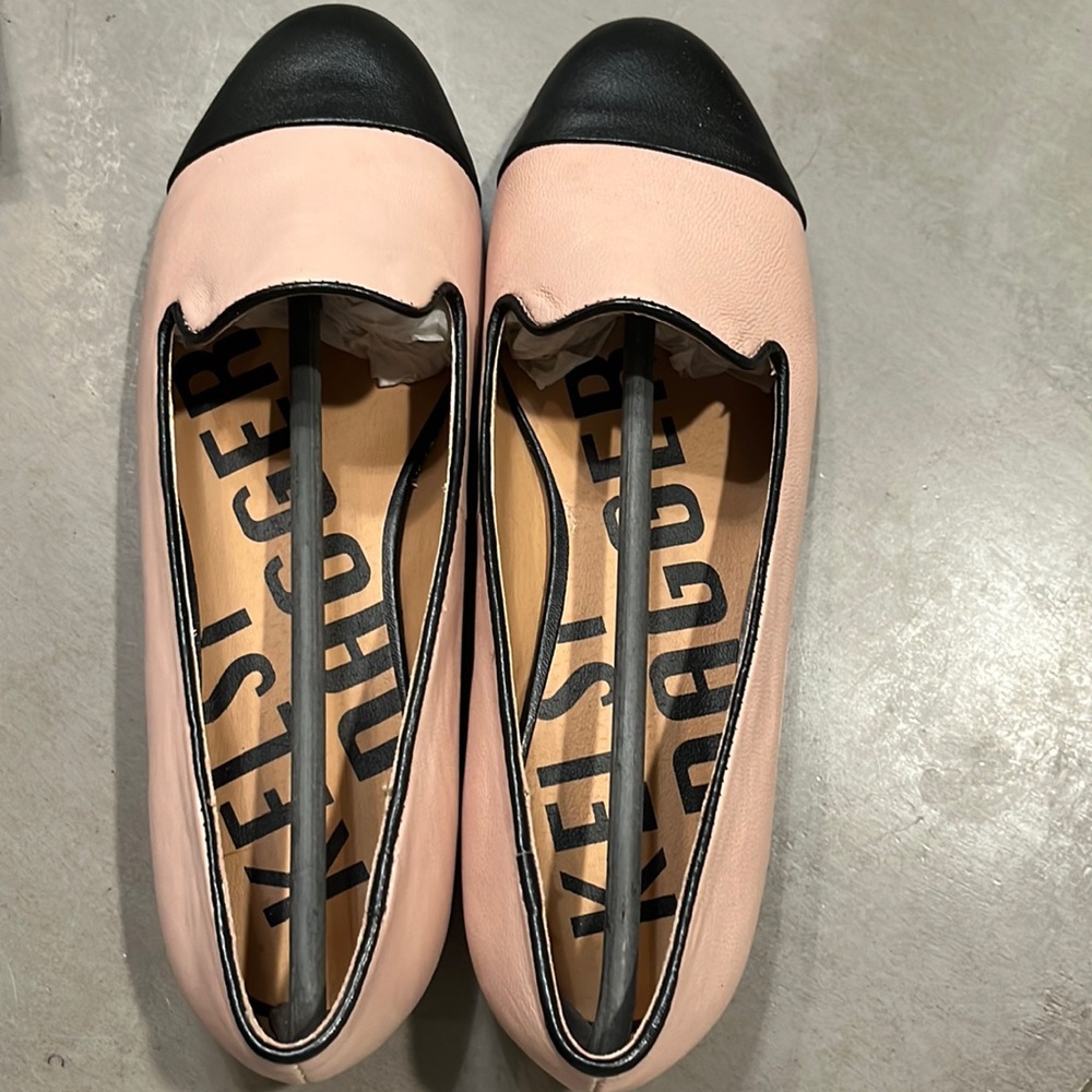 Kelsi Dagger NWT size 6 Freud shoe